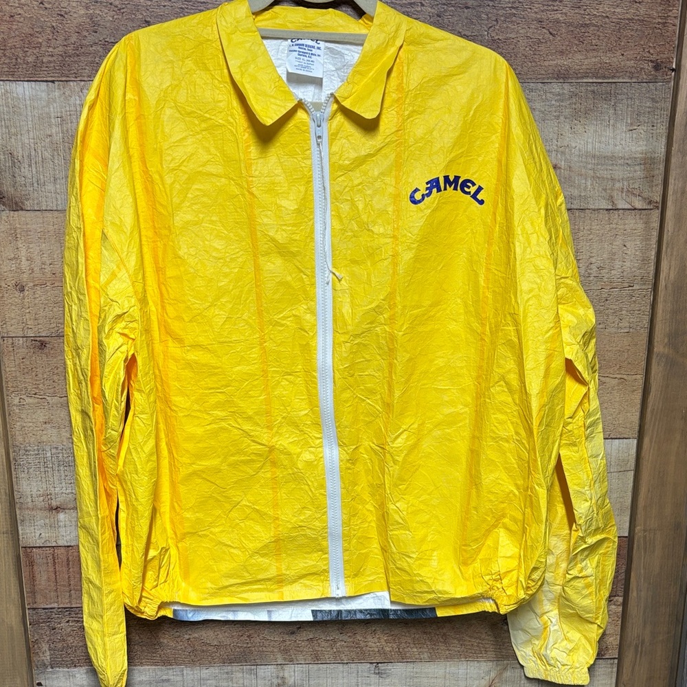 Vintage 1992 Camel windbreaker jacket NWOT